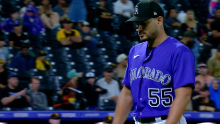 Brad Hand llega a Atlanta.