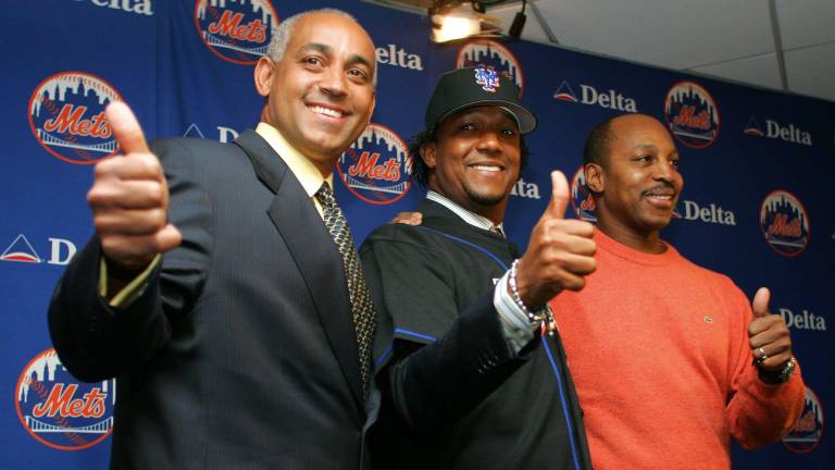 Pedro Martínez en su presentación con los Mets.