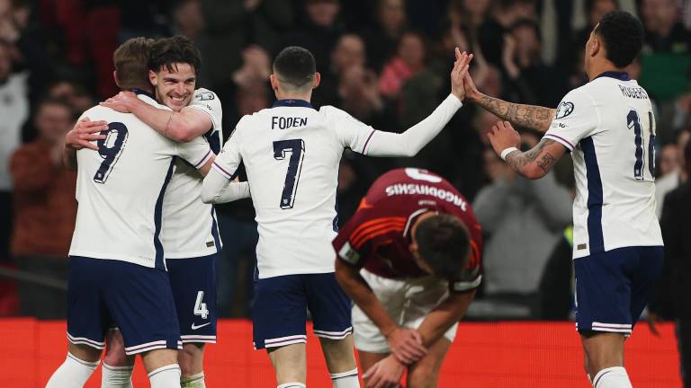 Inglaterra se impuso con cómodo marcador a Letonia, dentro de las eliminatorias de la UEFA.