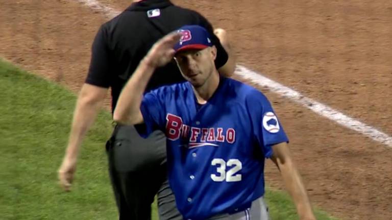Se espera que los Azulejos lleven con cuidado a Scherzer al principio.