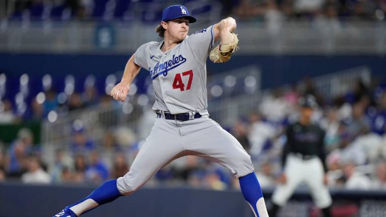 Ryan Pepiot lanzó un juego perfecto durante seis entradas dos tercios .