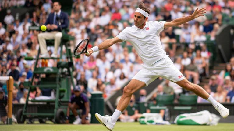 Roger Federer se impone en cuatro sets.