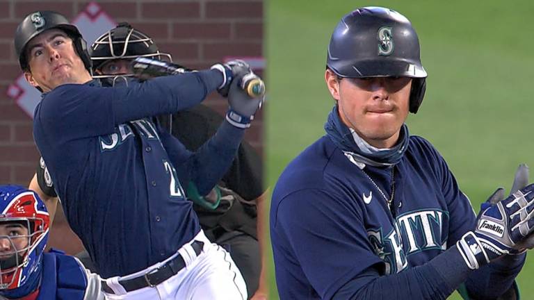 Dylan Moore sigue con Marineros.
