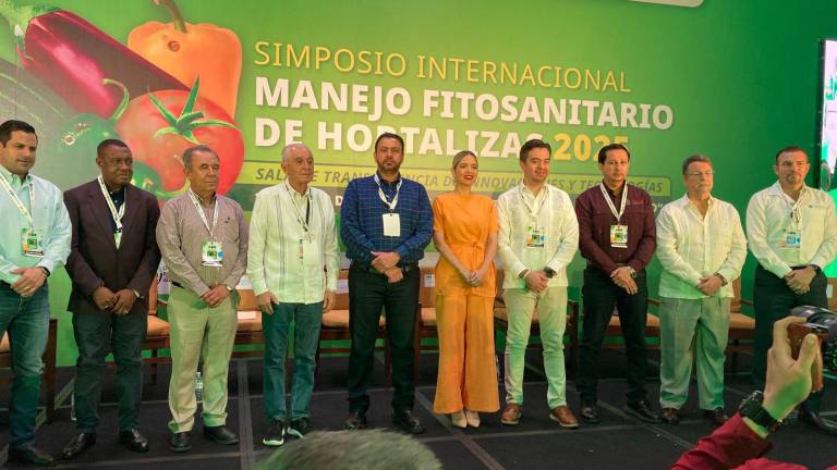 Inauguración del Simposio Internacional sobre manejo de hortalizas.