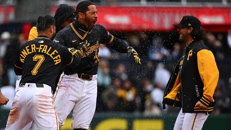 Piratas gana en extrainnings.