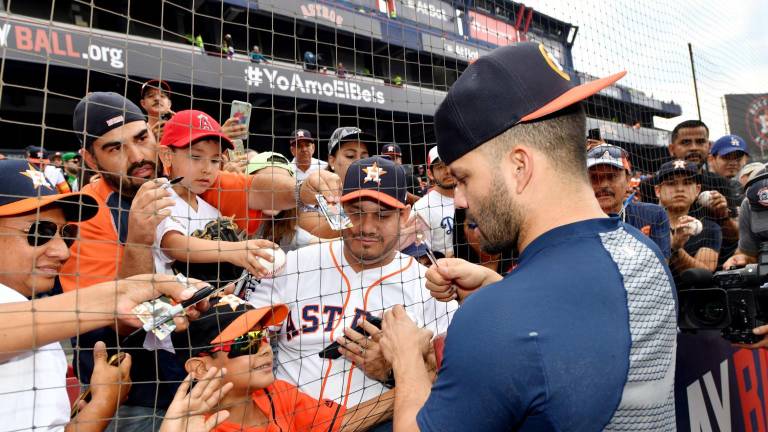 José Altuve está enamorado de México.