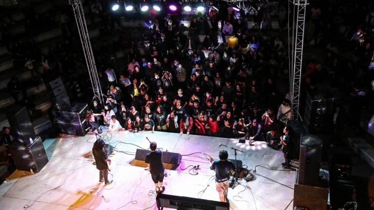 BLNKO regala una noche de rock a los sinaloenses.