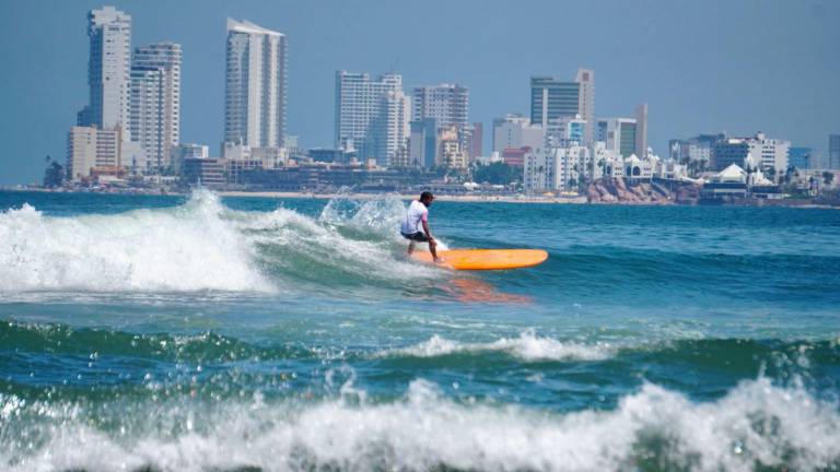 Playa Pinitos es la sede de la competencia de clase internacional.