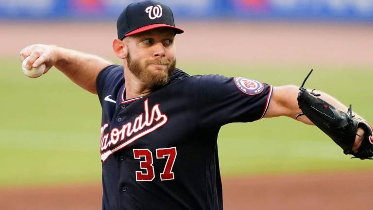 Stephen Strasburg no volverá a lanzar más en la presente temporada.