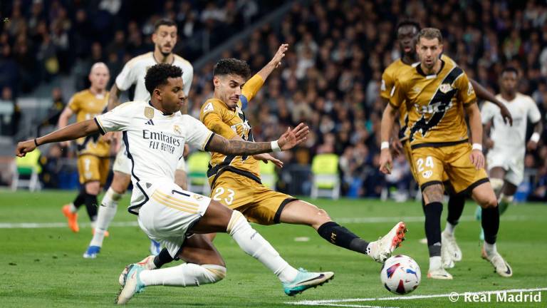 Real Madrid no pudo batir el arco del Rayo.