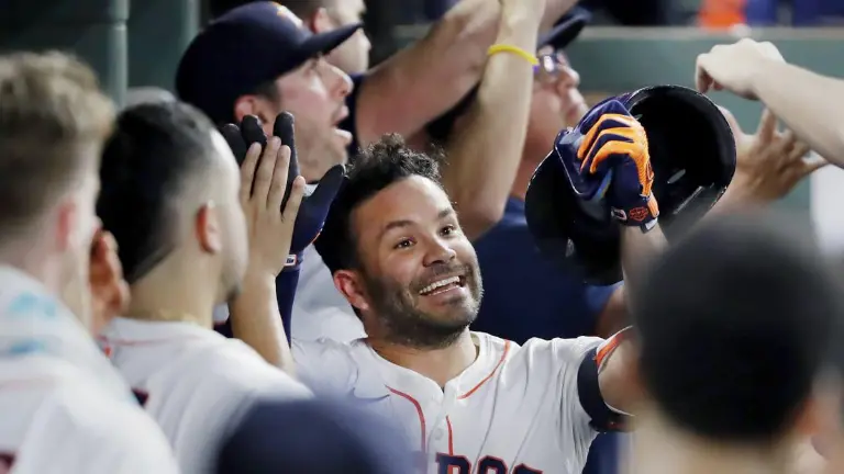 José Altuve fue clave para el triunfo de los Astros, que además regresan a la cima del Oeste de la Liga Americana.