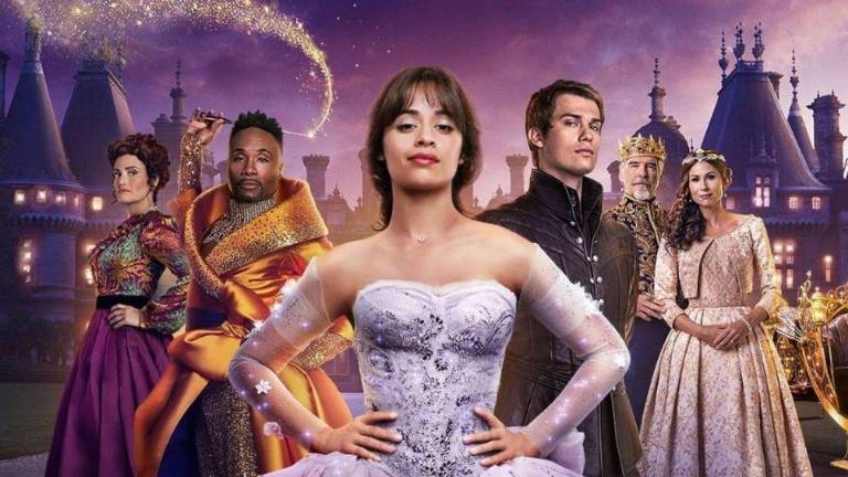 Presenta Amazon Prime Video tráiler de Cenicienta moderna