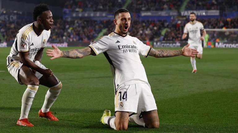 Joselu marca un gol en cada tiempo para darle el triunfo a los merengues.