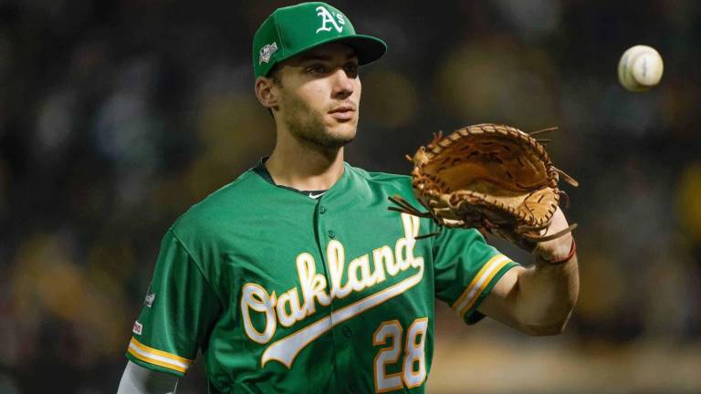 Matt Olson defenderá la primera base de los campeones Bravos de Atlanta.