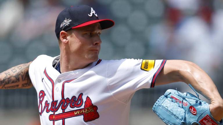 AJ Smith-Shawver admite dos hits en seis entradas.