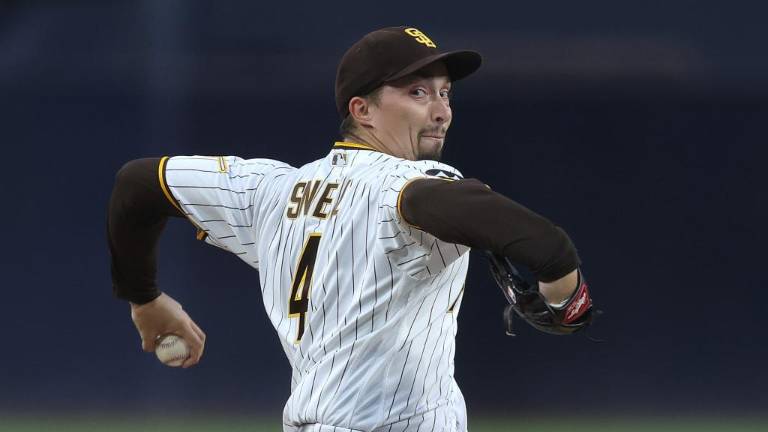 Blake Snell sigue sin firmar nuevo contrato en las mayores.