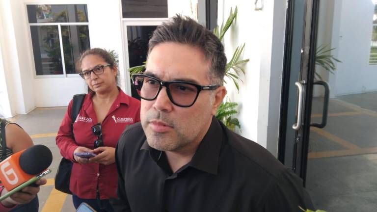 Cuauhtémoc Chacón recalcó que es muy importante que los vendedores pueden recibir su certificación y que los productos que vendan cuenten con las normas de higiene correcta.