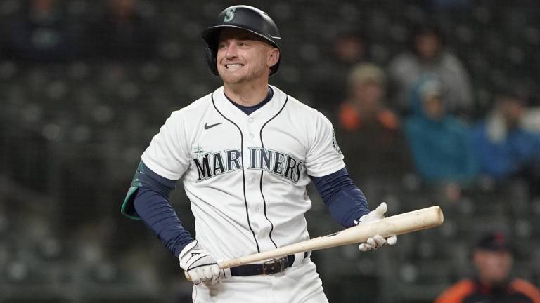 Kyle Seager podría aportar su experiencia a los equipos contendientes.