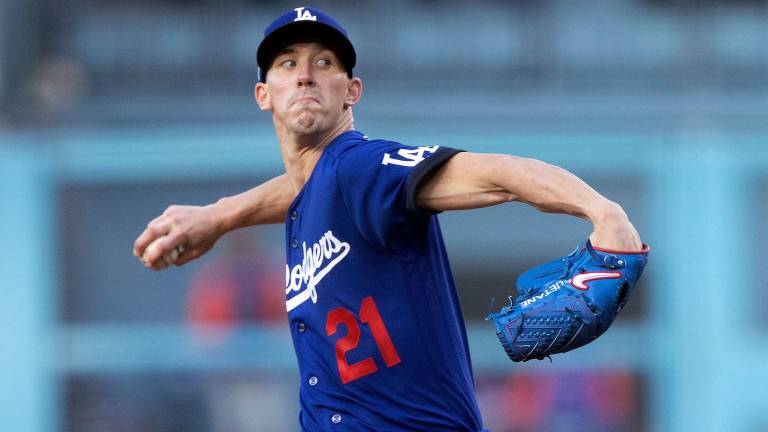 Walker Buehler será una baja importante para los Dodgers de Los Ángeles.