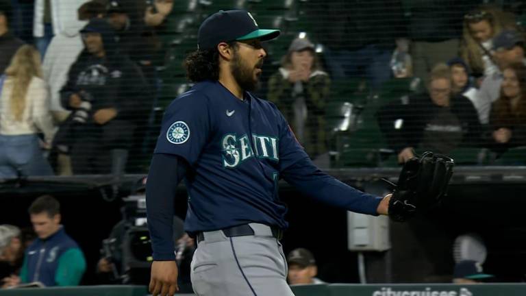 Andrés Muñoz preservó una victoria más para los Marineros de Seattle.