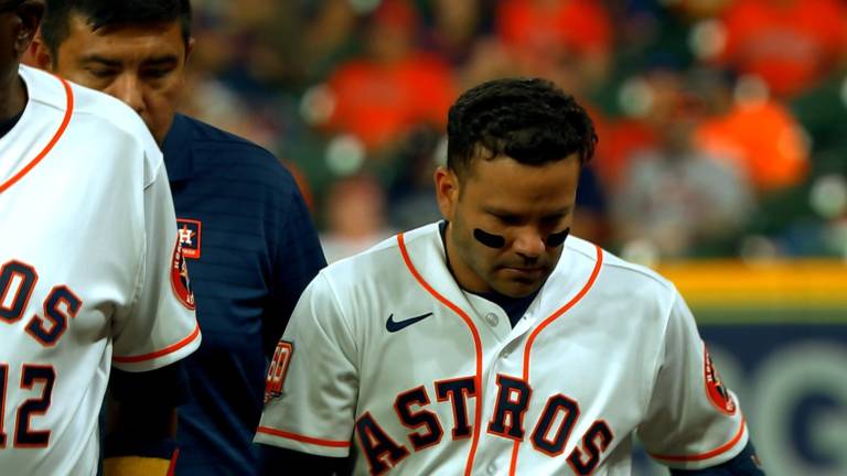 El intermedista José Altuve se va al hule.