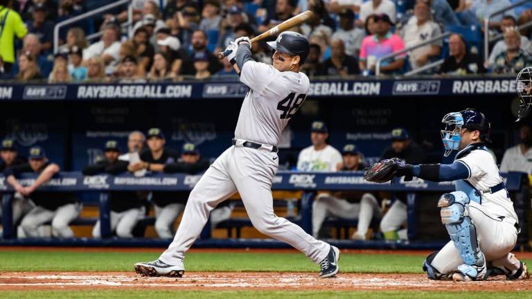 Anthony Rizzo remolca par de carreras.