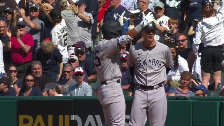 Oswaldo Cabrera rompe el empate.