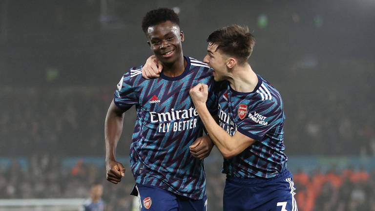 Arsenal mantuvo su buen momento en la Premier League, donde se ubica en la cuarta plaza.