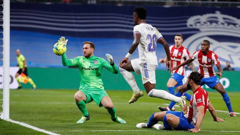 Real Madrid le propinó un claro y duro revés al Atlético de Madrid.