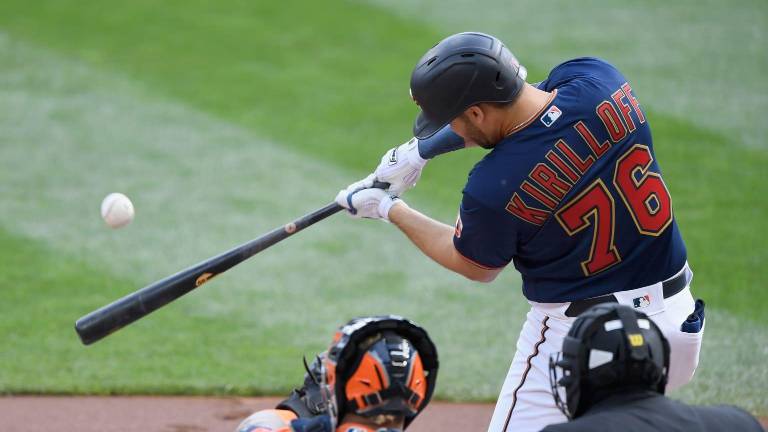 Alex Kirilloff tendrá otra oportunidad de mostrarse con los Mellizos de Minnesota.