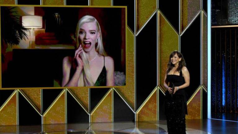 Anya Taylor-Joy, de 24 años, ganó su primer Globo de Oro por su Interpretación en “Queen’s Gambit”.