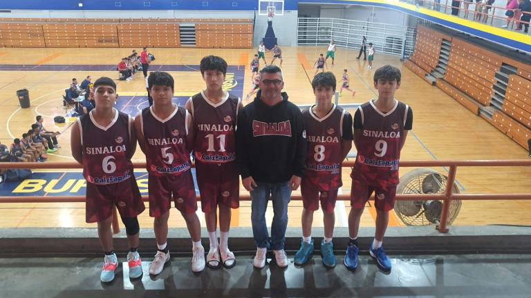 Los jugadores mazatlecos que conformaron parte del equipo de Sinaloa en el Nacional de baloncesto.