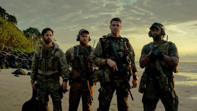 Liam Hemsworth regresa a la acción en el filme Rescate Imposible.