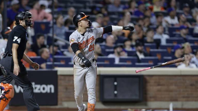 Ramón Urías empató el juego momentáneamente, para los Orioles.
