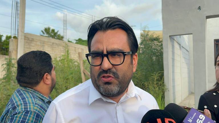 Gámez Mendívil indicó que para la organización y formación de la agenda de actividades, sostienen acercamiento y reuniones con sectores productivos y áreas del Ayuntamiento ligadas a estos festejos.