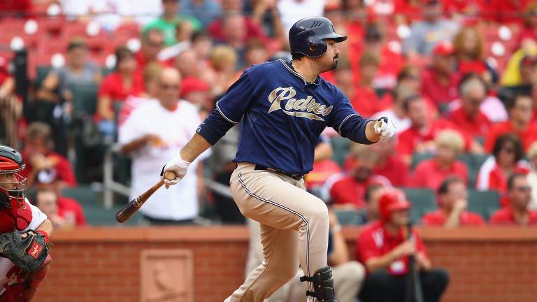 Adrián González dejó sus mejores números en San Diego.