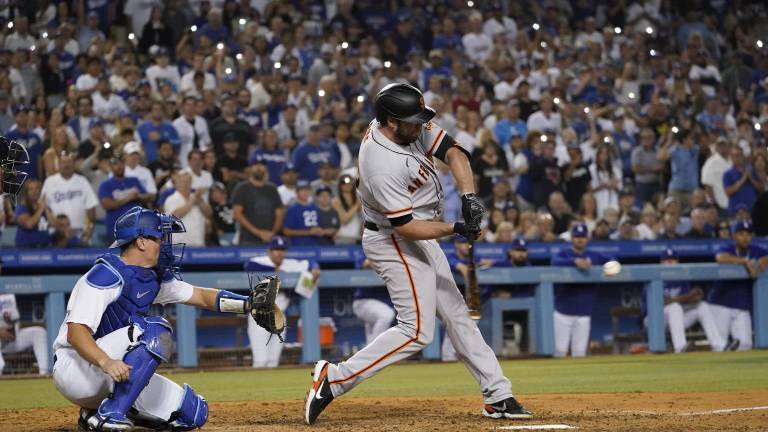 Darin Ruf buscará aportar, desde la banca, para los Mets.