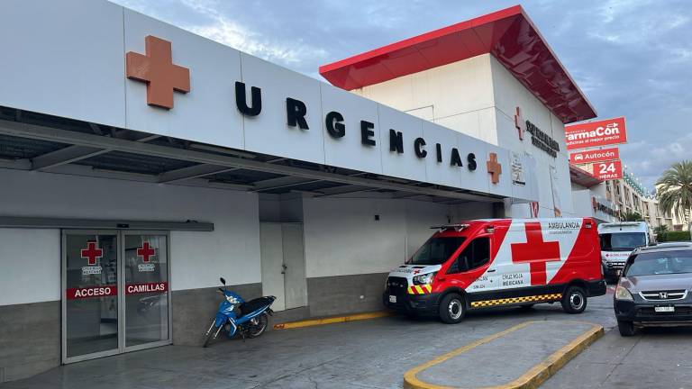 Tras ser herida, la joven logró trasladarse por sus propios medios a la base de la Cruz Roja.