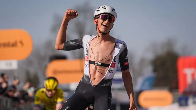 Isaac del Toro está dentro del Top 10 en la clasificación del World Tour.