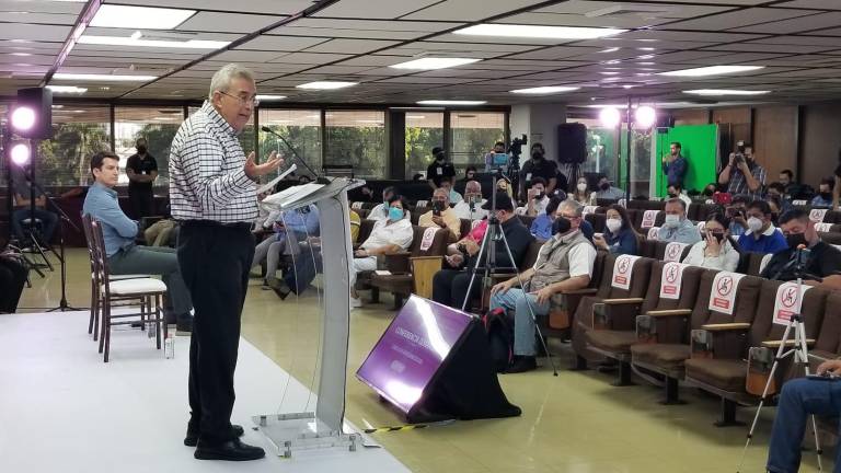 Rubén Rocha Moya, Gobernador de Sinaloa, en la conferencia semanal.