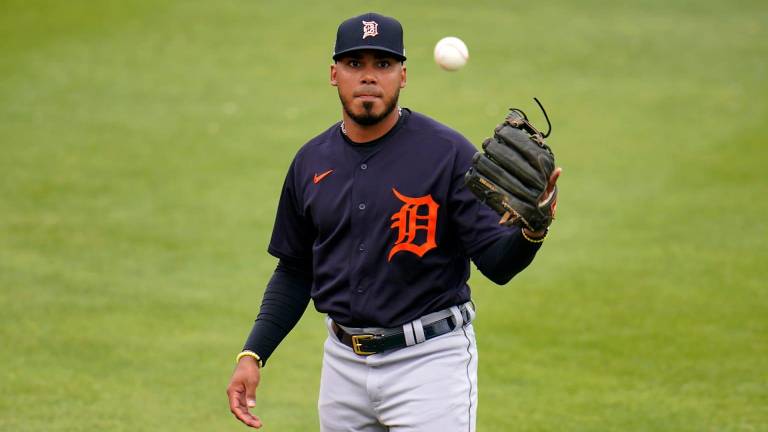 Isaac Paredes estará con el equipo grande de los Tigres de Detroit.