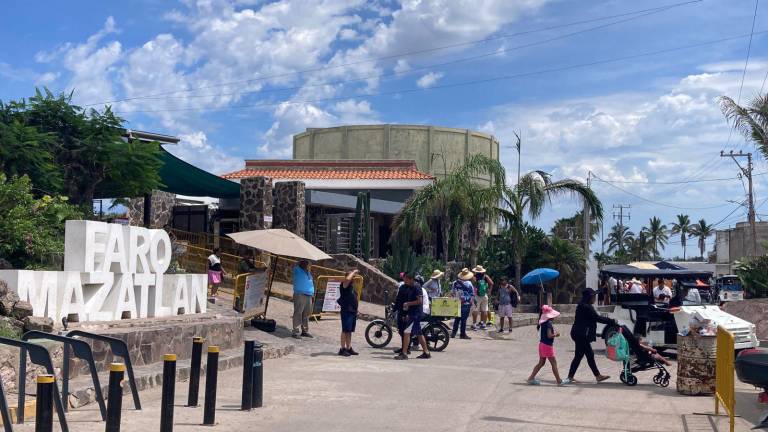 Ante el incremento en las temperaturas, en el Faro Mazatlán tomarán medidas para evitar afectaciones a los usuarios.