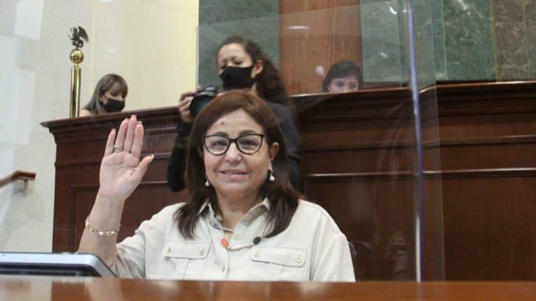 Margarita Inzunza Valenzuela, Diputada del PRI en la 63 Legislatura.