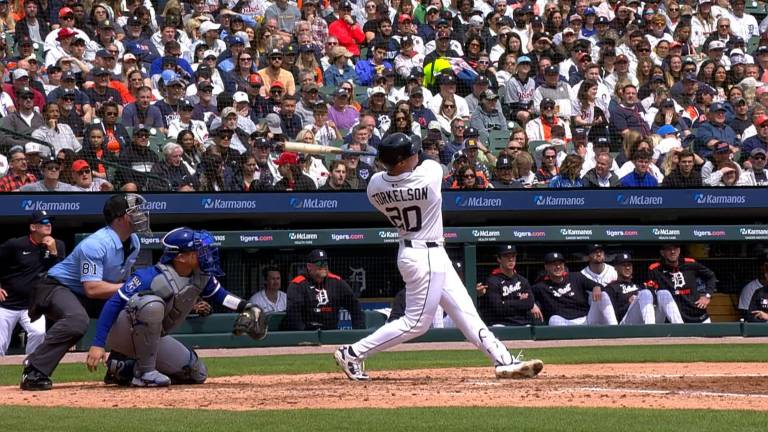 Spencer Torkelson ha comenzado a demostrar sus cualidades a la ofensiva con los Tigres.