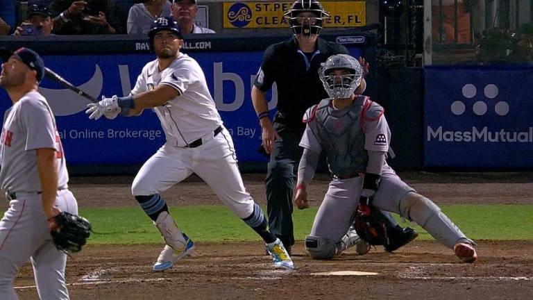 Jonathan Aranda remolcó par de carreras con doblete en la paliza de los Rays sobre los Medias Rojas.