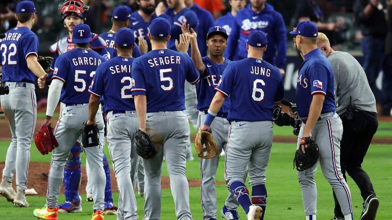 Rangers se lleva el primero de la serie.