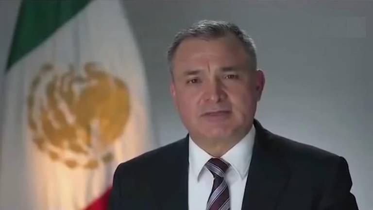 Las órdenes de aprehensión contra Genaro García Luna, ex titular de la Secretaría de Seguridad Pública, se tramitan con carácter urgente.