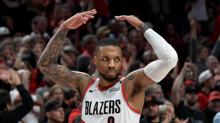 Damian Lillard se recupera de una cirugía abdominal.