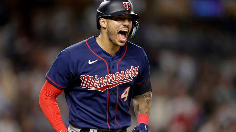 Oficial: Carlos Correa regresa a los Mellizos por seis temporadas