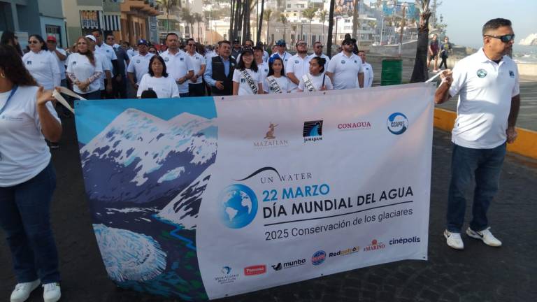 En Mazatlán participan en actividades para conmemorar el Día Mundial del Agua.